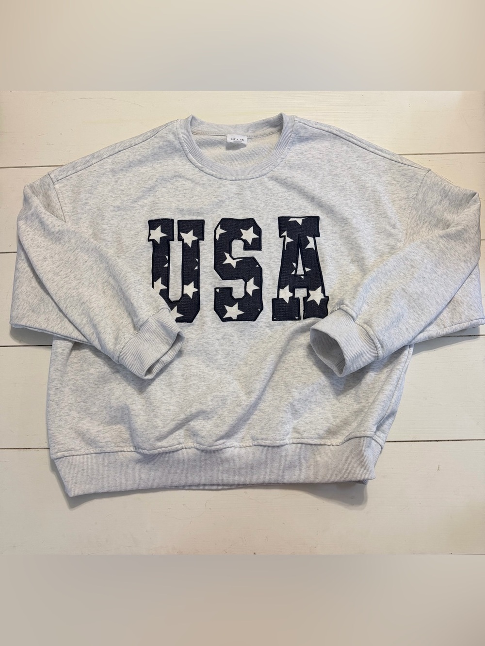 Le Lis USA Crewneck Sweatshirt